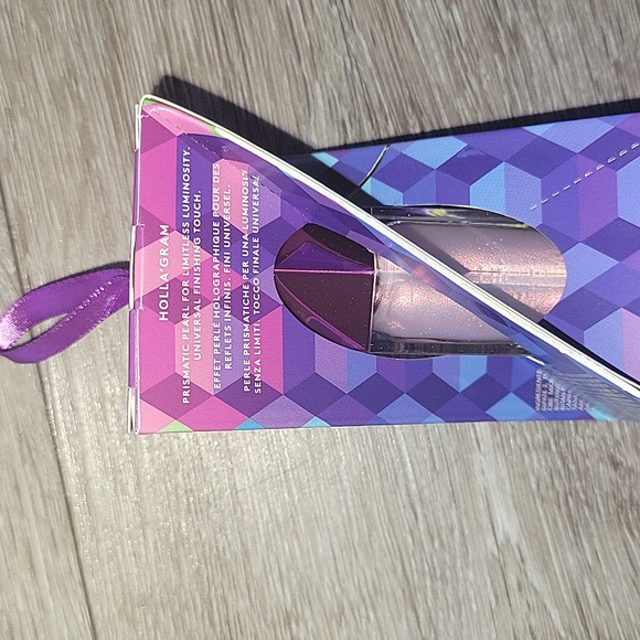 NEW GLOSS BOMB CRYSTAL HOLOGRAPHIC LIP LUMINIZER LIMITED EDITION 🪩 - Picture 14 of 17